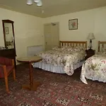 Averon Guest House